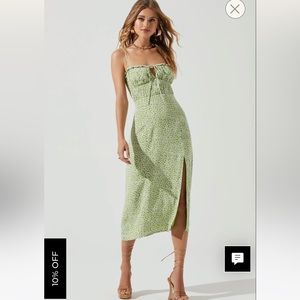 Astr the label AVALEE DITSY FLORAL
CUTOUT MIDI DRESS NWT